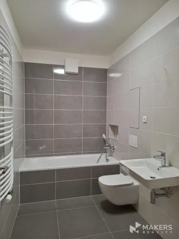 Pronájem bytu 2+kk, Praha - Vysočany, Pod Harfou, 45 m2