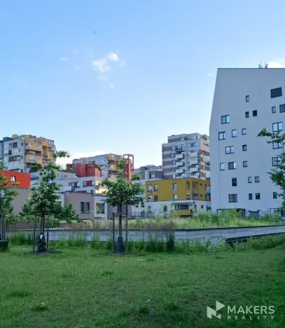 Pronájem bytu 2+kk, Praha - Vysočany, Pod Harfou, 45 m2