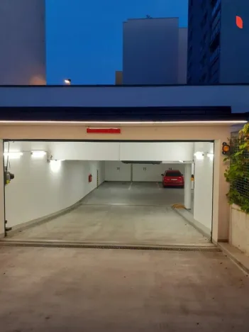 Prodej garáže, Praha - Letňany, Malkovského, 13 m2