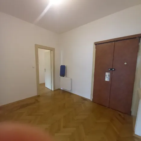 Pronájem bytu 2+1, Praha - Libeň, Sokolovská, 89 m2