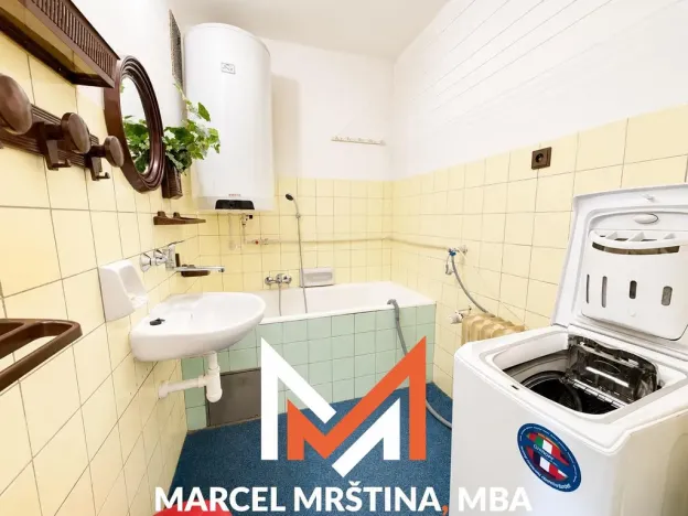 Pronájem bytu 3+1, Červený Kostelec, U Kaštánku, 75 m2