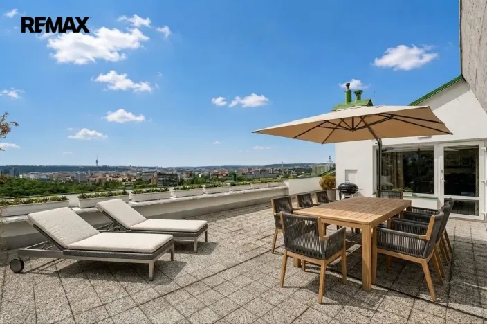 Prodej bytu 4+1, Praha - Libeň, S. K. Neumanna, 115 m2