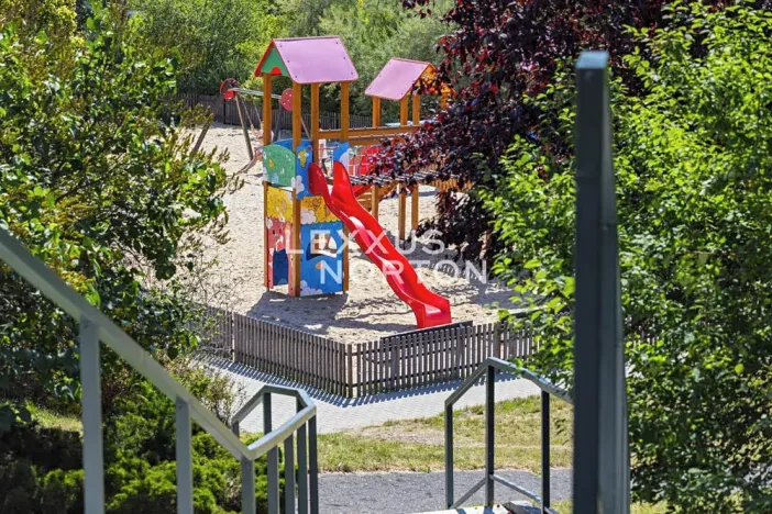 Prodej bytu 2+kk, Praha - Libeň, Zenklova, 54 m2
