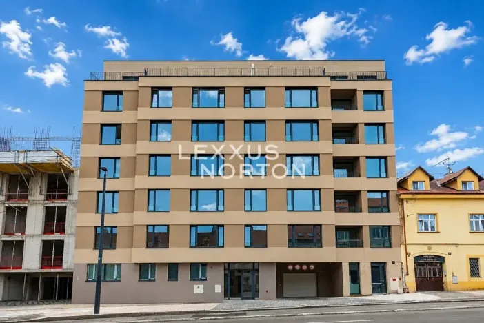 Prodej bytu 2+kk, Praha - Libeň, Zenklova, 55 m2