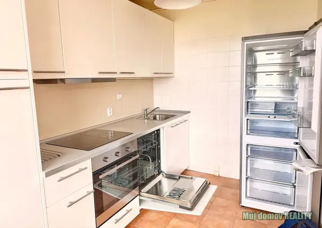 Pronájem bytu 1+kk, Praha - Stodůlky, Běhounkova, 43 m2