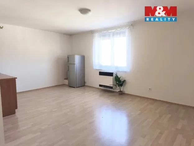 Pronájem bytu 2+kk, Benešov, Rubešova, 48 m2