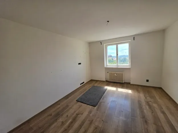 Prodej bytu 3+1, Znojmo, 28. října, 57 m2