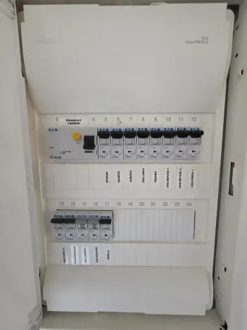 Prodej bytu 3+1, Znojmo, 28. října, 57 m2