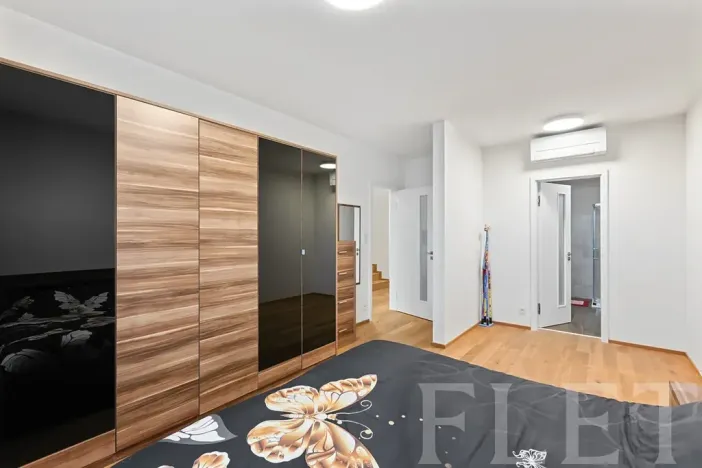 Pronájem rodinného domu, Praha - Jinonice, Nyklíčkova, 217 m2