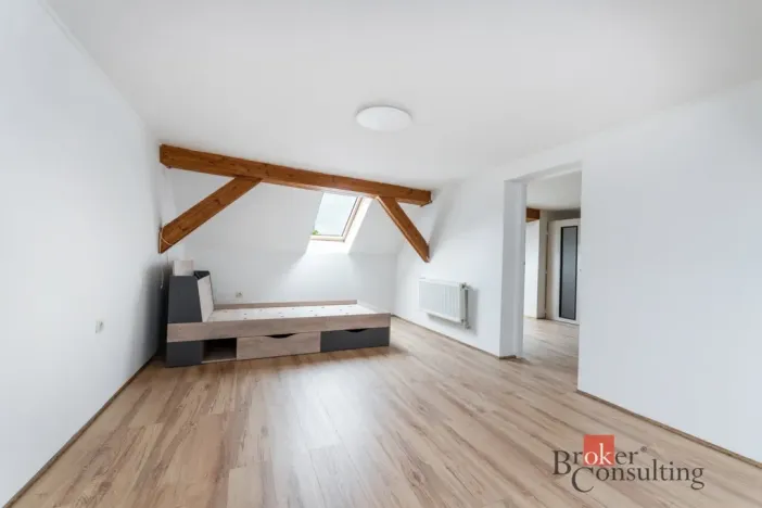 Prodej bytu 4+kk, Chlumec nad Cidlinou - Chlumec nad Cidlinou II, Zámostecká, 170 m2