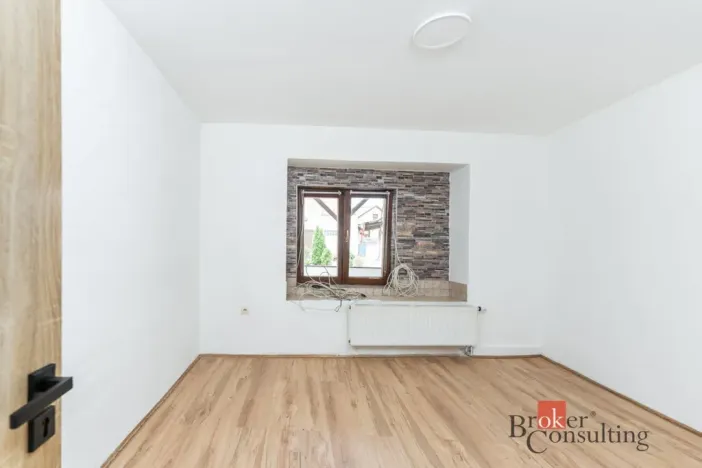 Prodej bytu 4+kk, Chlumec nad Cidlinou - Chlumec nad Cidlinou II, Zámostecká, 170 m2