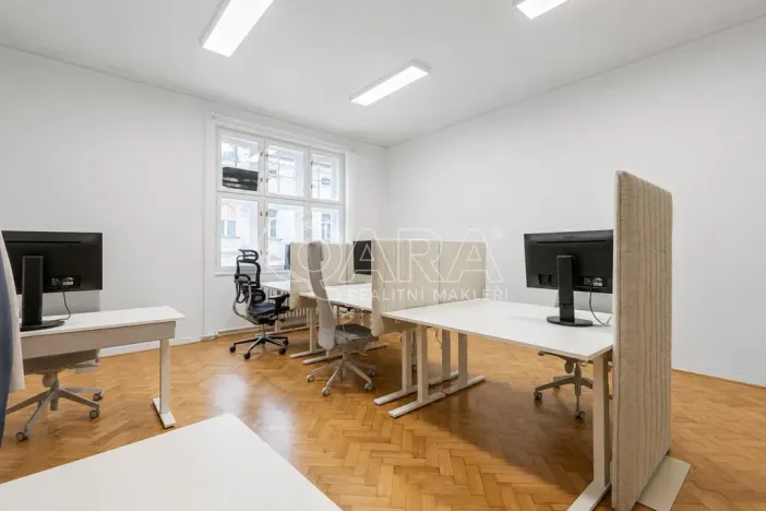 Pronájem kanceláře, Praha - Nové Město, Vodičkova, 202 m2