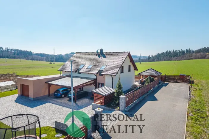 Prodej rodinného domu, Háje, 256 m2