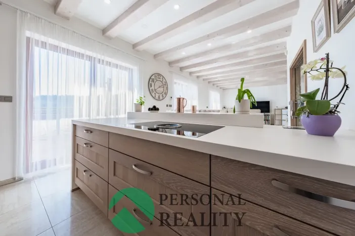 Prodej rodinného domu, Háje, 256 m2