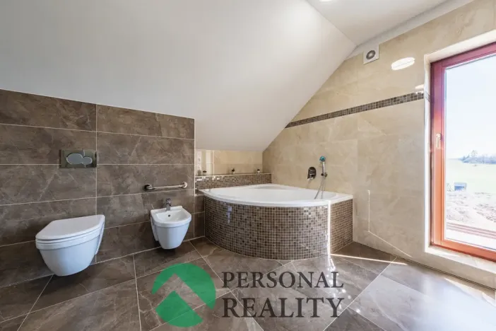 Prodej rodinného domu, Háje, 256 m2