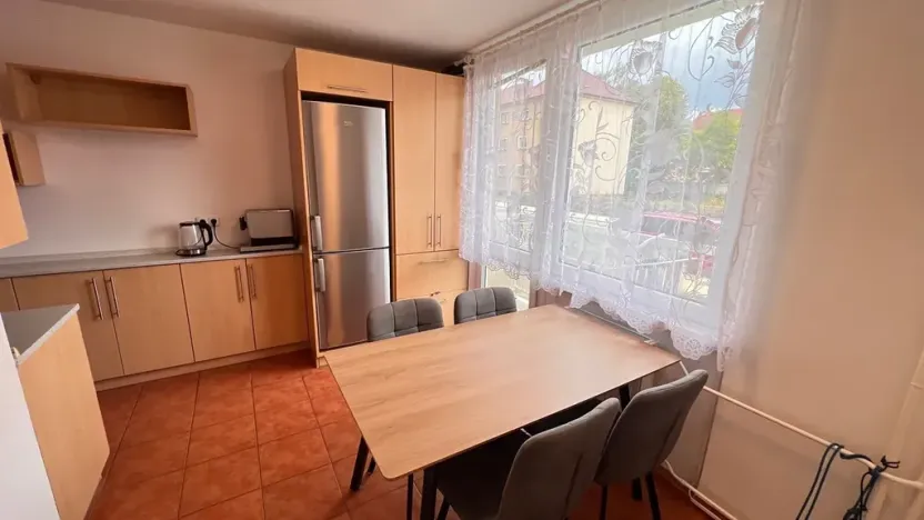 Prodej bytu 3+1, Přelouč, K. Čapka, 71 m2