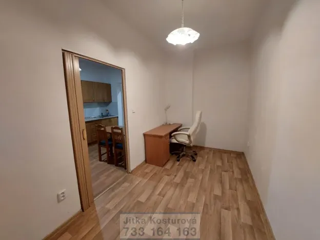 Pronájem bytu 2+1, Krnov - Pod Bezručovým vrchem, Revoluční, 67 m2