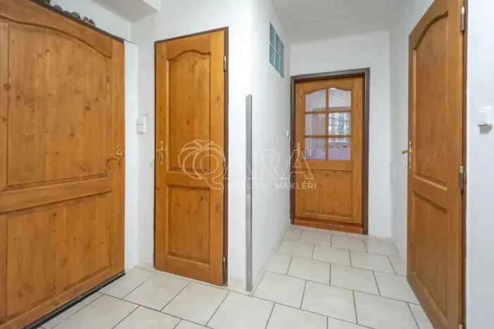 Prodej rodinného domu, Hostín, 204 m2