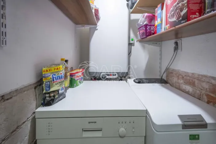 Prodej rodinného domu, Hostín, 204 m2