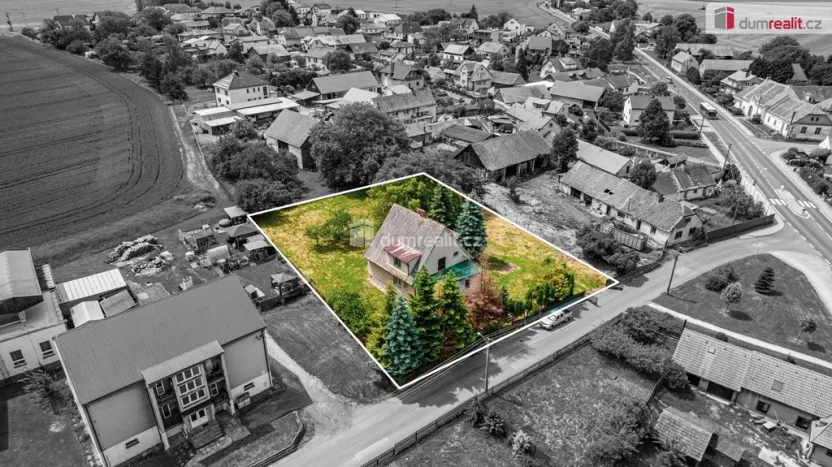 Prodej rodinného domu, Výrov - Hadačka, 280 m2