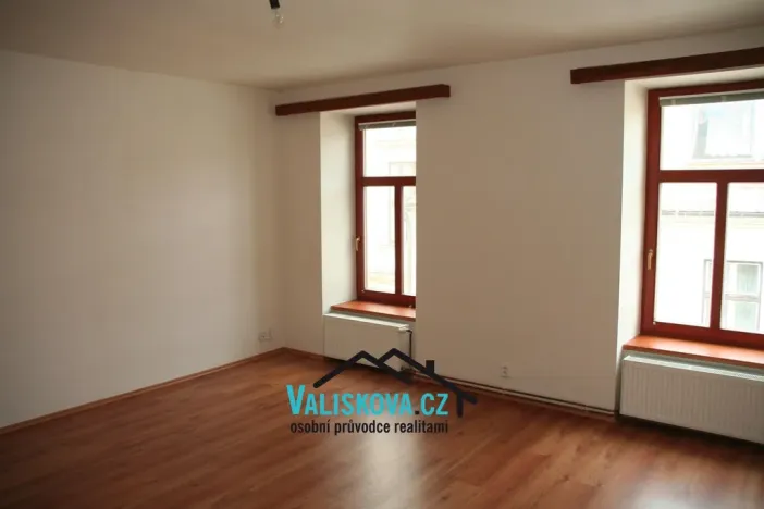Pronájem bytu 1+1, Kroměříž, Šafaříkova, 42 m2