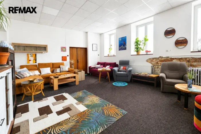 Prodej obchodního prostoru, Doudleby nad Orlicí, Dukelská, 330 m2
