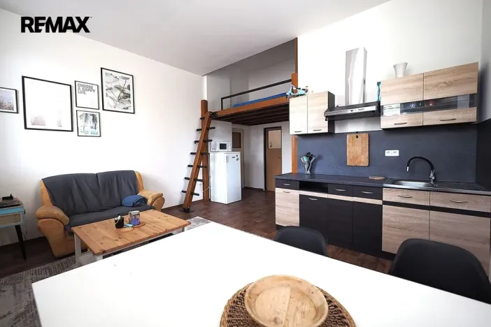 Prodej obchodního prostoru, Doudleby nad Orlicí, Dukelská, 330 m2
