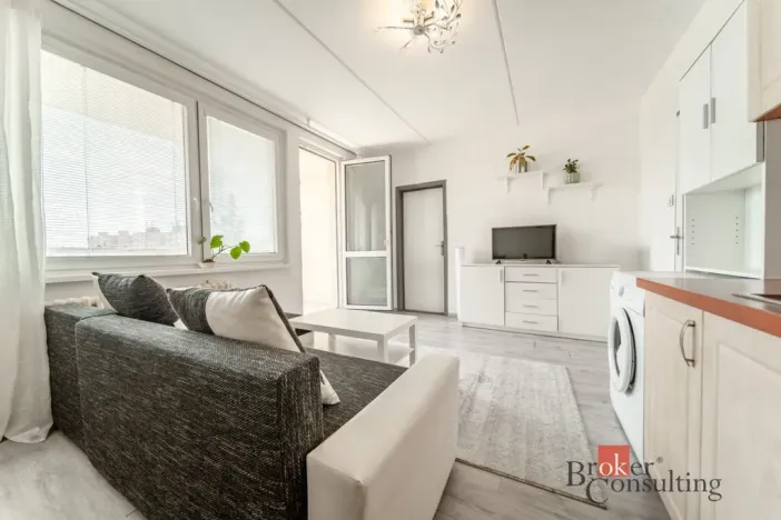Prodej bytu 2+kk, Praha - Troja, Lešenská, 31 m2