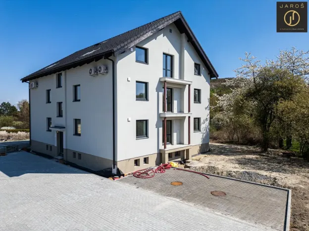 Prodej bytu 1+kk, Kladno, Dvorská, 35 m2