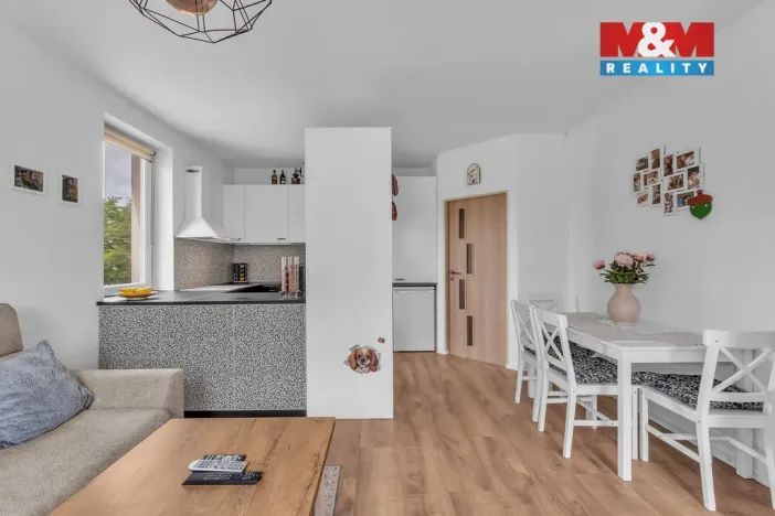 Prodej bytu 3+kk, Luštěnice - Zelená, Lesní, 61 m2