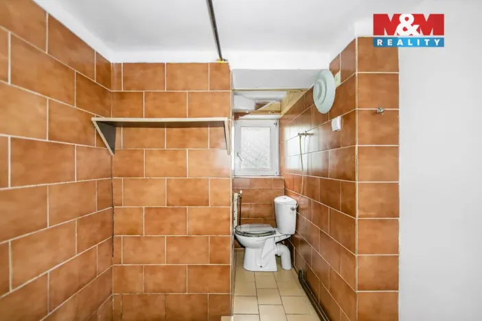 Prodej rodinného domu, Holýšov, náměstí 5. května, 230 m2
