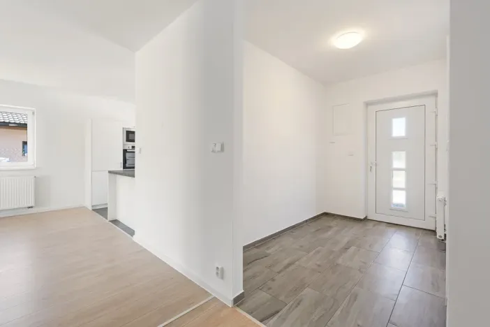 Prodej rodinného domu, Mukařov, K Památníku, 107 m2