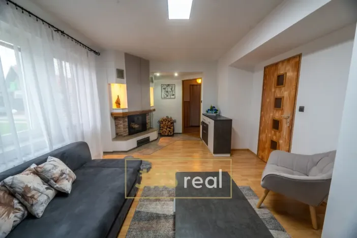 Prodej rodinného domu, Moravany, 226 m2