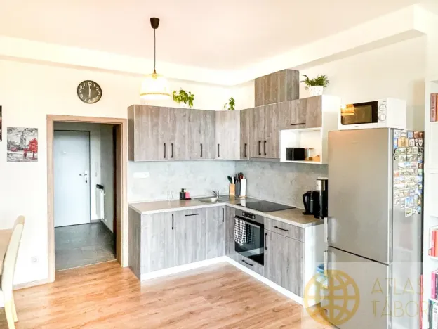 Pronájem bytu 2+kk, Tábor, Kpt. Jaroše, 80 m2