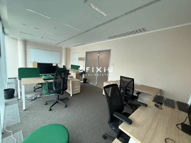 Pronájem kanceláře, Praha - Košíře, Vrchlického, 650 m2