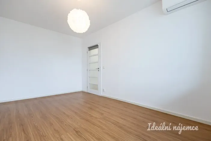 Pronájem bytu 3+kk, Praha - Braník, Věkova, 65 m2