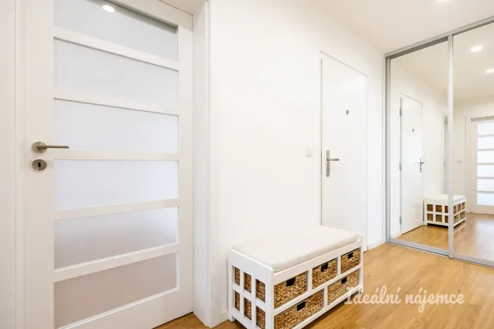 Pronájem bytu 3+kk, Praha - Braník, Věkova, 65 m2