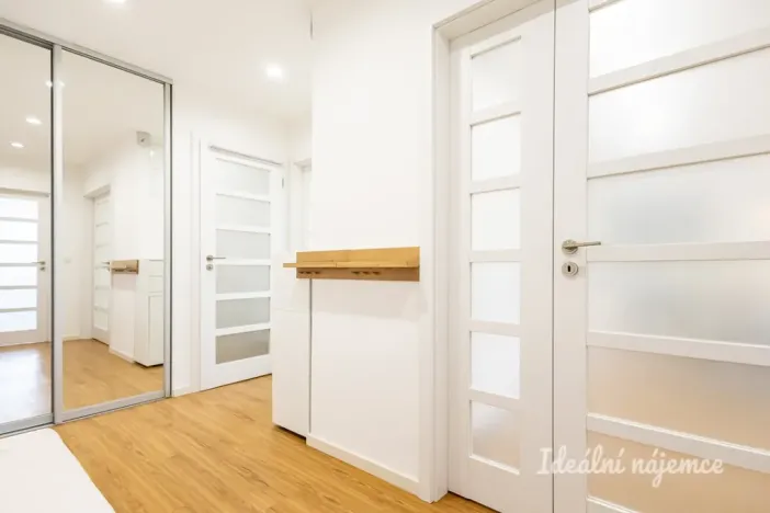 Pronájem bytu 3+kk, Praha - Braník, Věkova, 65 m2
