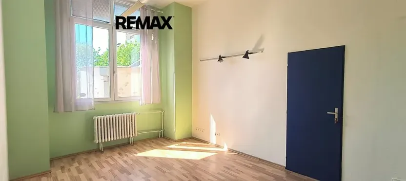 Pronájem kanceláře, Praha - Kobylisy, Horňátecká, 17 m2