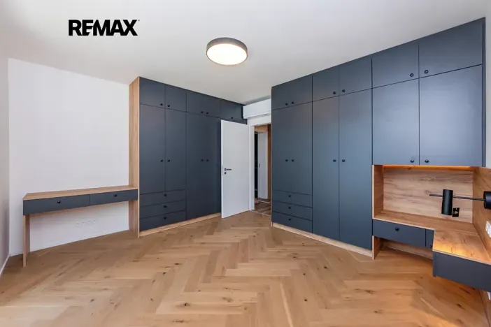 Pronájem bytu 2+kk, Praha - Břevnov, Radimova, 59 m2