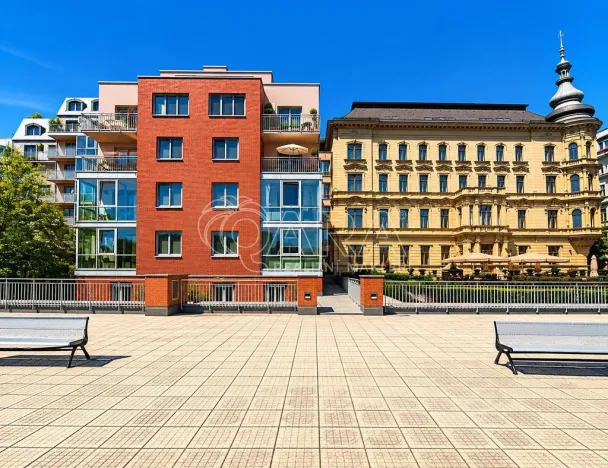 Pronájem bytu 2+kk, Praha - Vinohrady, U Zvonařky, 82 m2