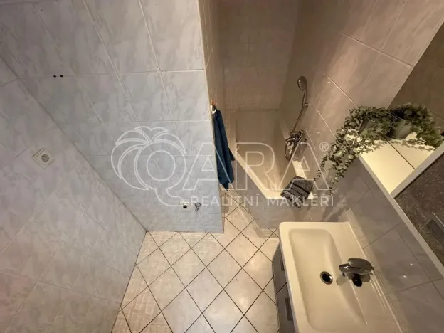 Pronájem bytu 3+1, Přelouč, náměstí 17. listopadu, 58 m2