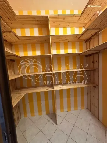 Pronájem bytu 3+1, Přelouč, náměstí 17. listopadu, 58 m2