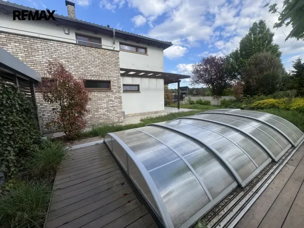 Pronájem rodinného domu, Jesenice - Zdiměřice, V Podlesí, 184 m2