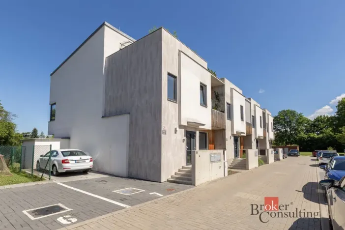 Pronájem bytu 1+kk, Brno - Jundrov, Veslařská, 27 m2