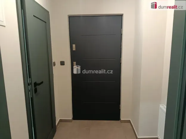 Pronájem bytu 1+1, Praha - Smíchov, Svornosti, 36 m2
