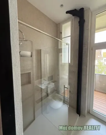 Pronájem bytu 2+kk, Praha - Podolí, Vodárenská, 55 m2