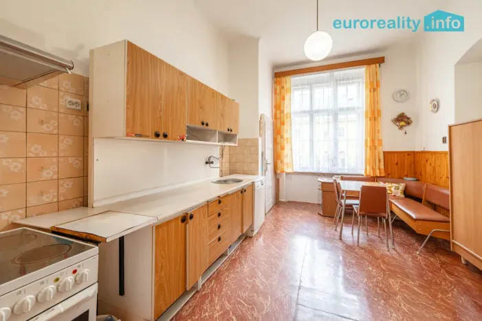 Prodej bytu 2+1, Mariánské Lázně, Hlavní třída, 79 m2