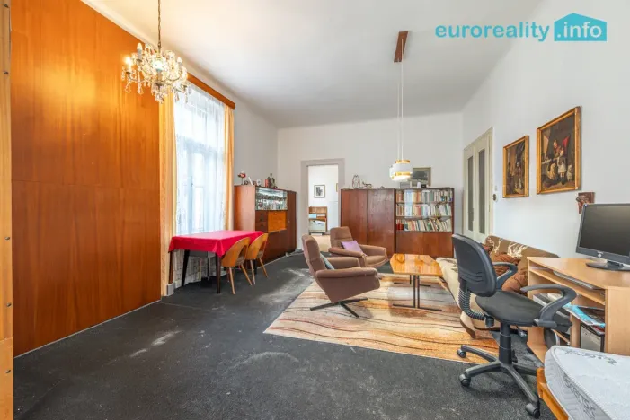 Prodej bytu 2+1, Mariánské Lázně, Hlavní třída, 79 m2