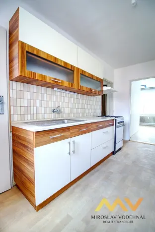 Pronájem bytu 2+1, Hradec Králové, Na Střezině, 55 m2